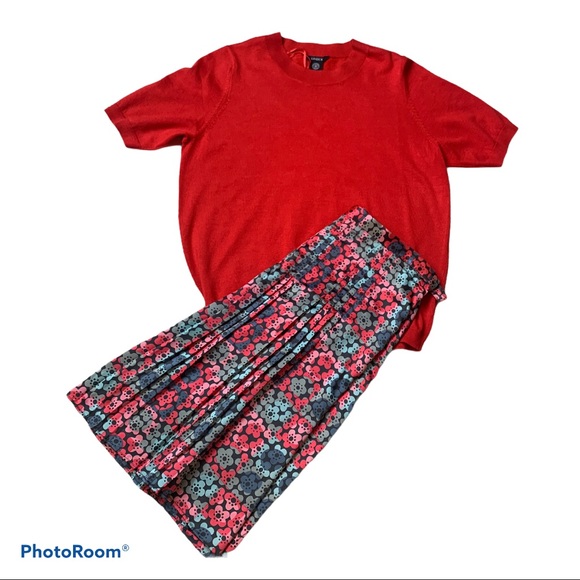 Marc Jacobs Pleated Silk Floral Print Skirt - Picture 9 of 9